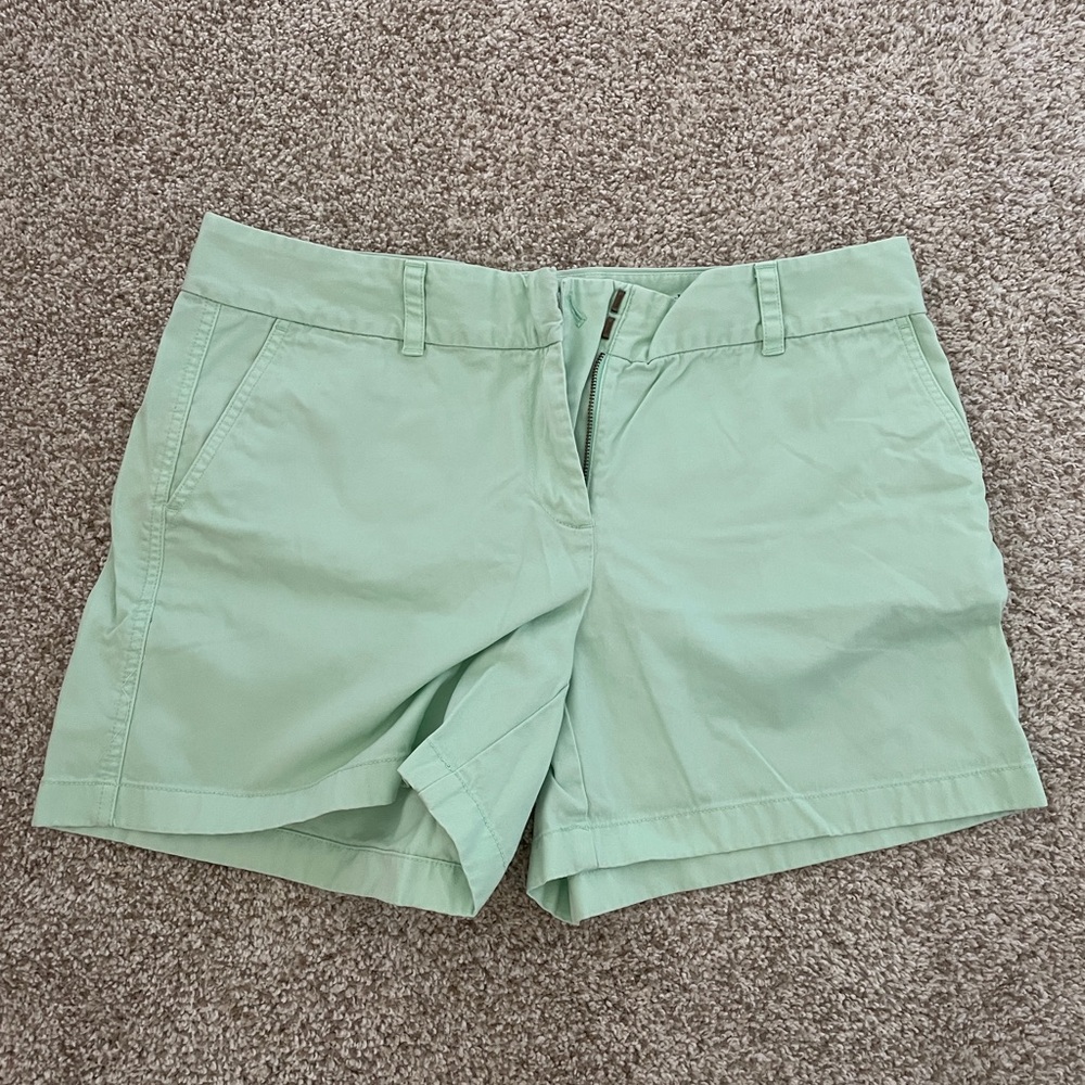 Vineyard Vines Mint Green Women's Shorts | 12